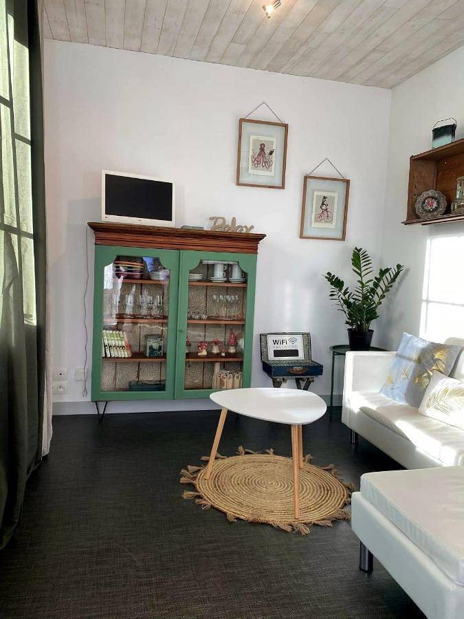 Gîte pour 4 personnes, avec terrasse et jardin à Arvert - 2