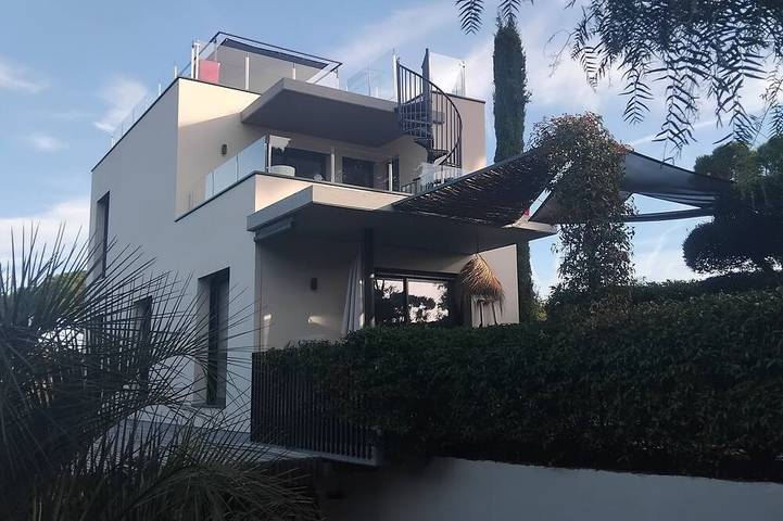Villa pour 8 personnes, avec terrasse et jardin à Sant Feliu de Guíxols