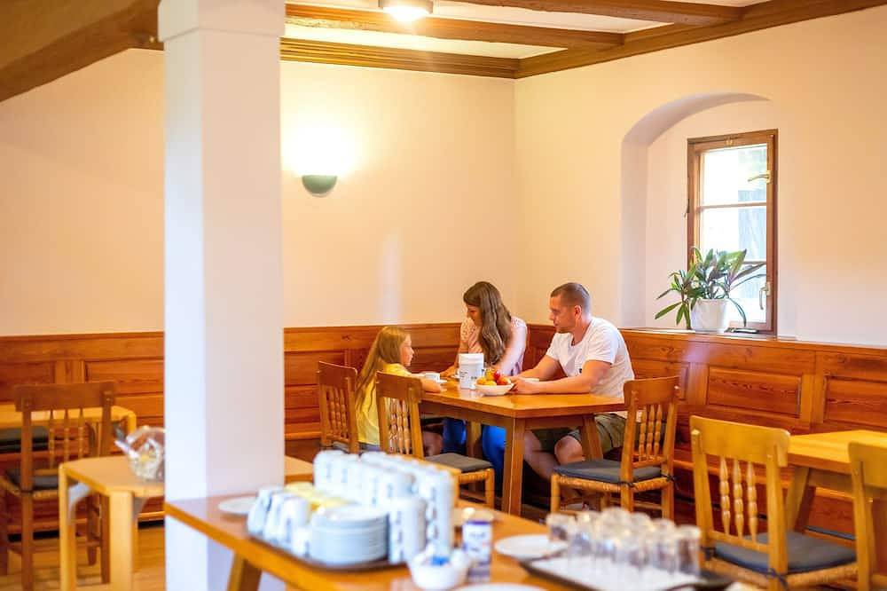 Einzelzimmer  mit Etagenbad 1 - Jugendgästehaus in Cottbus, Lausitz