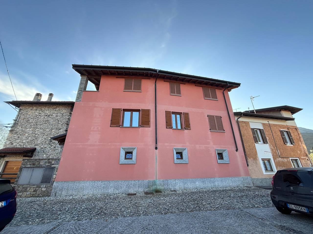 Appartement entier, Appartement avec vue sur le lac à Brezzo di Bedero in Bedero, Brezzo di Bedero