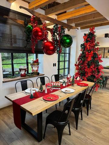 Gîte pour 20 personnes, avec jardin et vue à Luttenbach-près-Munster
