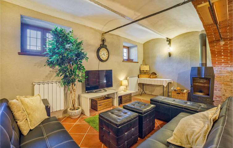 Appartement de 230 m² : WiFi, Parking, Cuisine & Lit simple in Bene Vagienna, Province de Coni