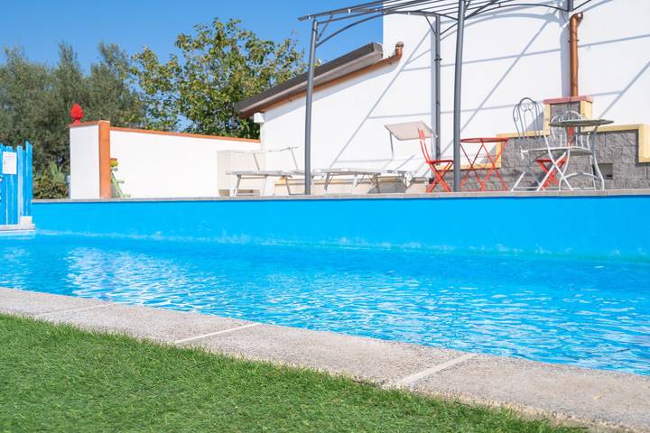Appartement entier, Appartement 'Cascina Di Barone - Vista Mare' avec vue sur la mer, Wi-Fi et climatisation in Lido di Noto, Région de Noto