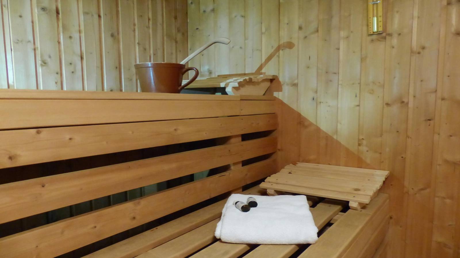 Garnihotel "zur Linde" - Doppelzimmer Superior (29 m²) mit Balkon in Lohberg, Ostbayern