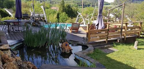 Gîte pour 13 personnes, avec jacuzzi et jardin ainsi que balcon et piscine dans les Vosges