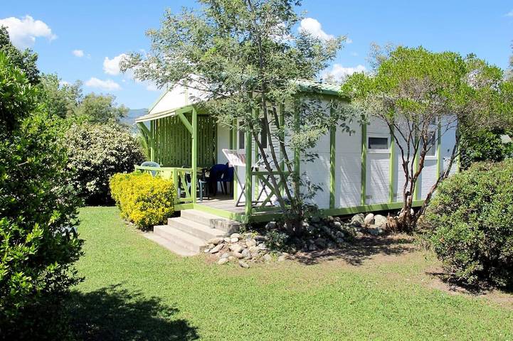 Location de vacances pour 4 personnes, avec jardin à Talasani