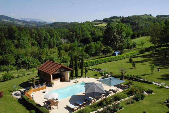 Maison d’hôte pour 3 personnes, avec piscine ainsi que jacuzzi et jardin en Savoie - 3