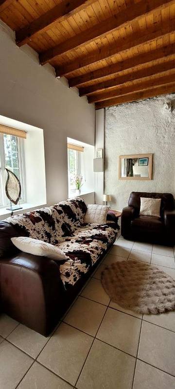 Gîte pour 7 personnes, avec jardin à Baguer-Pican