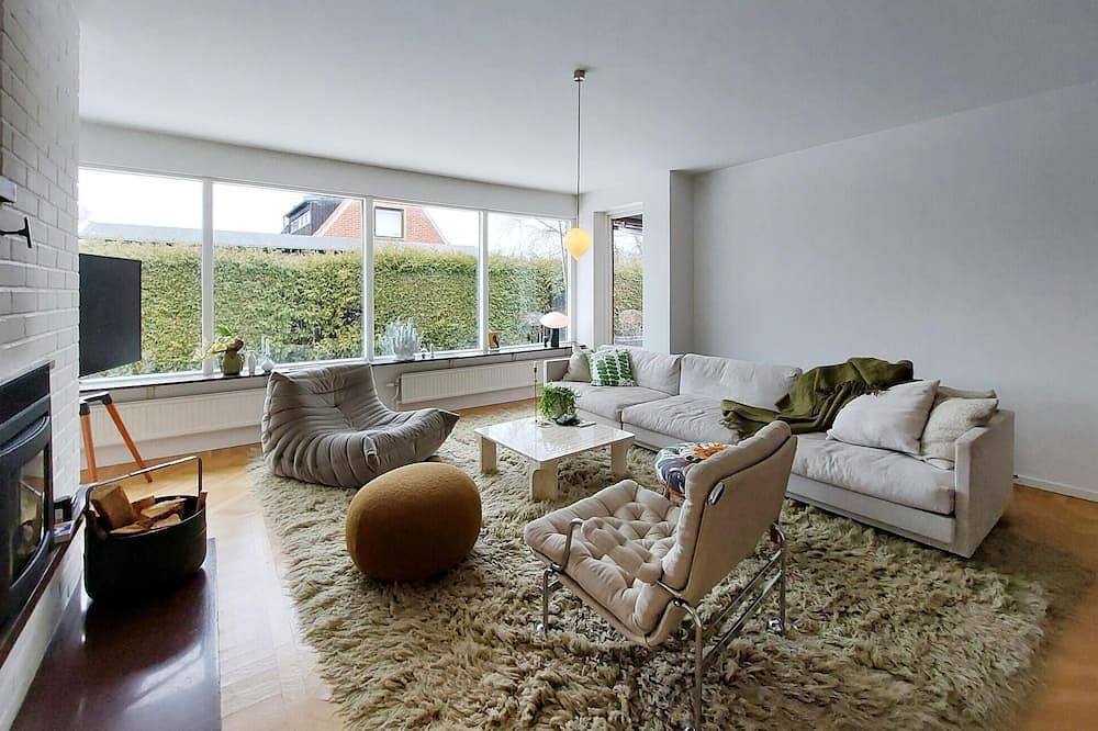 Gorgeous home in Bunkeflostrand with sauna in Väster, Malmö