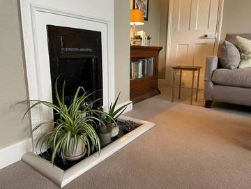 Log Cabin for 3 People in The Cotswolds, South East England, Photo 4