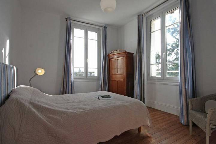 Gîte pour 12 personnes, avec jardin à L'Aigle - 4