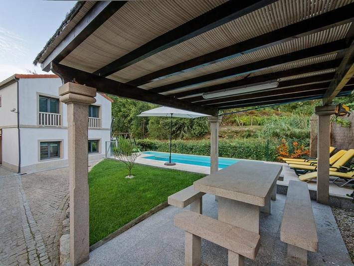 Casa rural para 6 personas, con Balcón y Terraza además de Jardín y Piscina en Creciente (Pontevedra) - 3