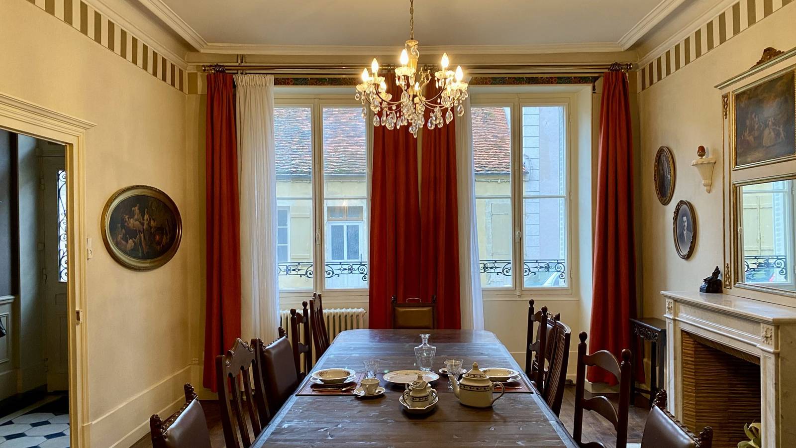 Maison de maître authentique "La Belle Époque" in Époisses, Région de Montbard