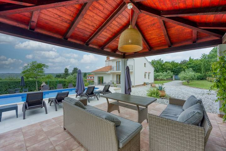 Villa für 8 Personen, mit Pool und Garten, mit Haustier in Kroatien - 2