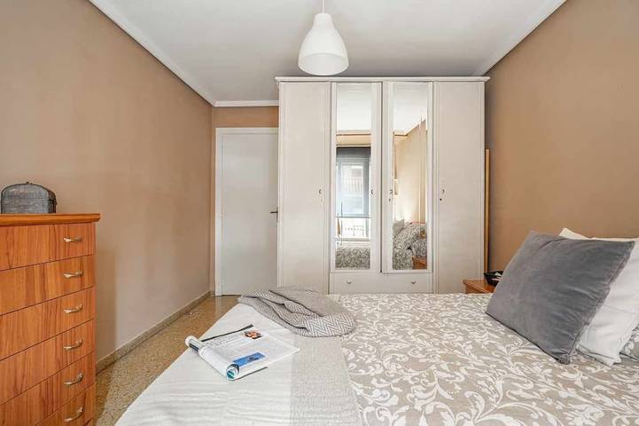 Lourmar El Berrón Apt. in Siero, Asturias Province
