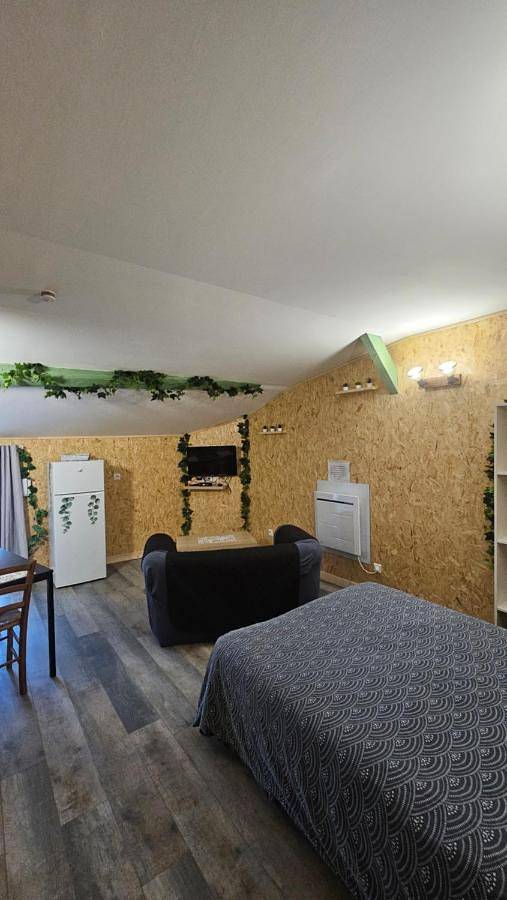 Appartement entier, Studio 4 in Fains-Véel, Région de Bar-le-Duc
