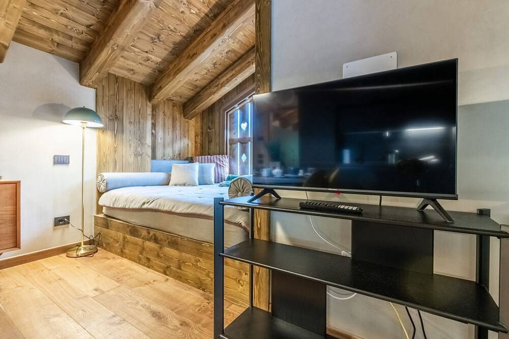 Tranquillo Chalet in Montagna immerso nella natura in Cervinia, Valtournenche