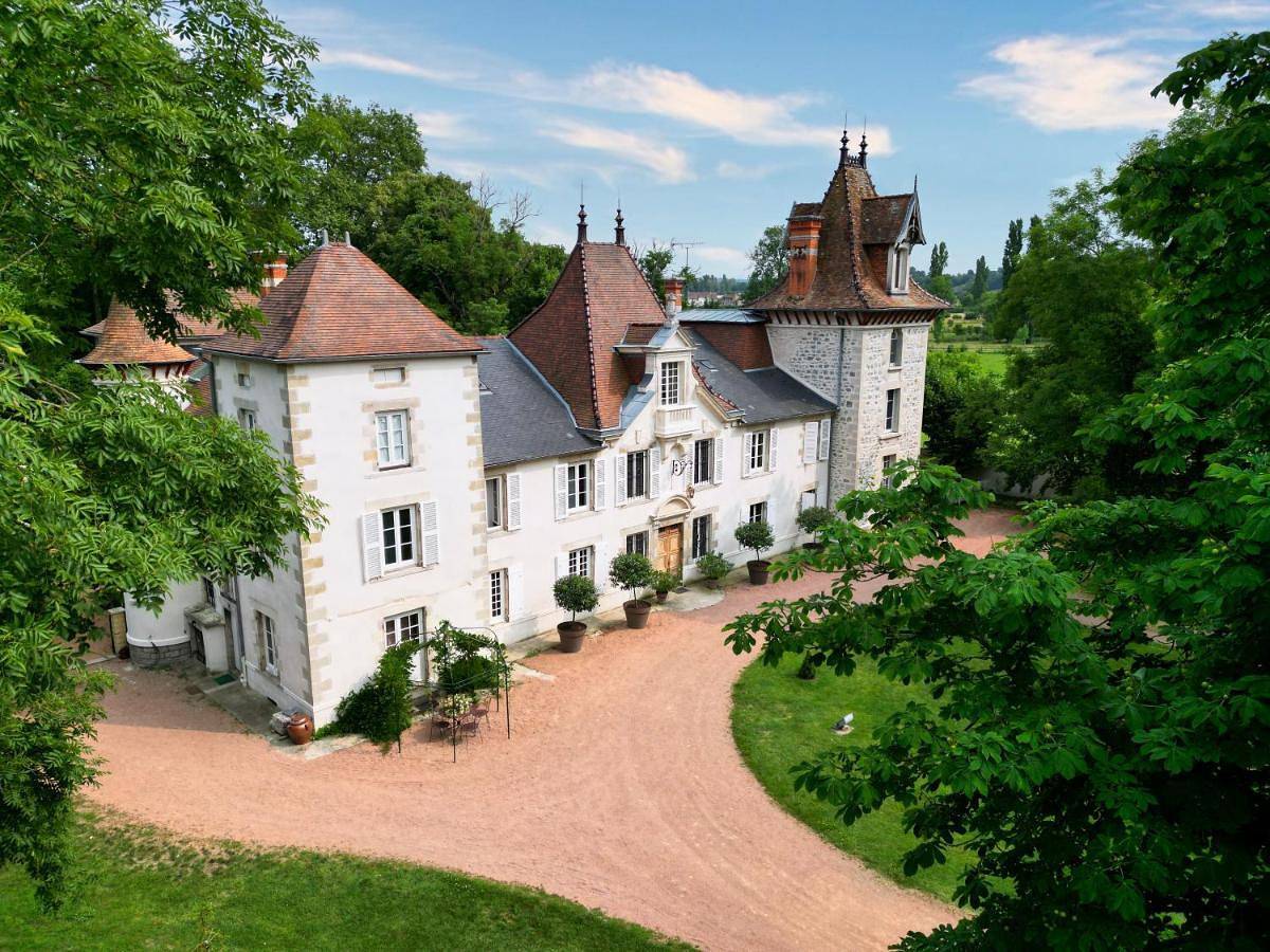 Two-Bedroom Cottage in Saint-Priest-Bramefant, Puy-de-Dôme