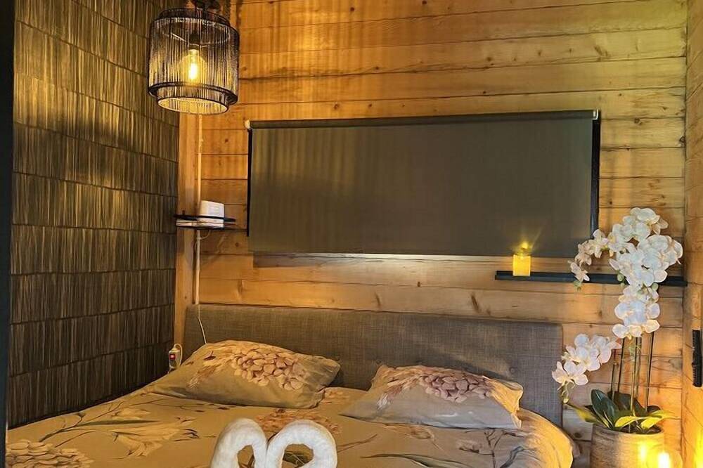 New - Private Cabin - on a lake near Amsterdam in Vinkeveen, Groene Hart