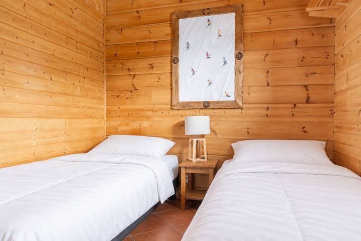 250 m des pistes, chalet 10 pers & piscine commune in La Joue du Loup, Le Dévoluy