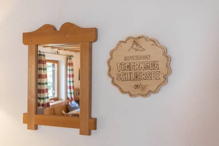 Ferienwohnung für 7 Personen, mit Balkon und Garten sowie Seeblick am Schliersee - 4