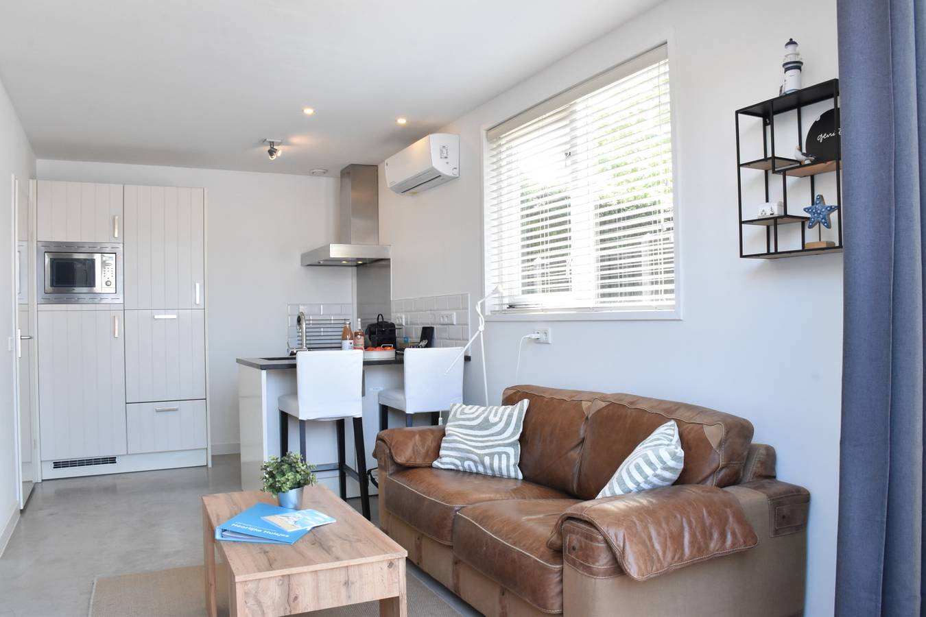 Charming 2-person holiday home with infrared sauna in the center of Biggekerke in Biggekerke, Walcheren