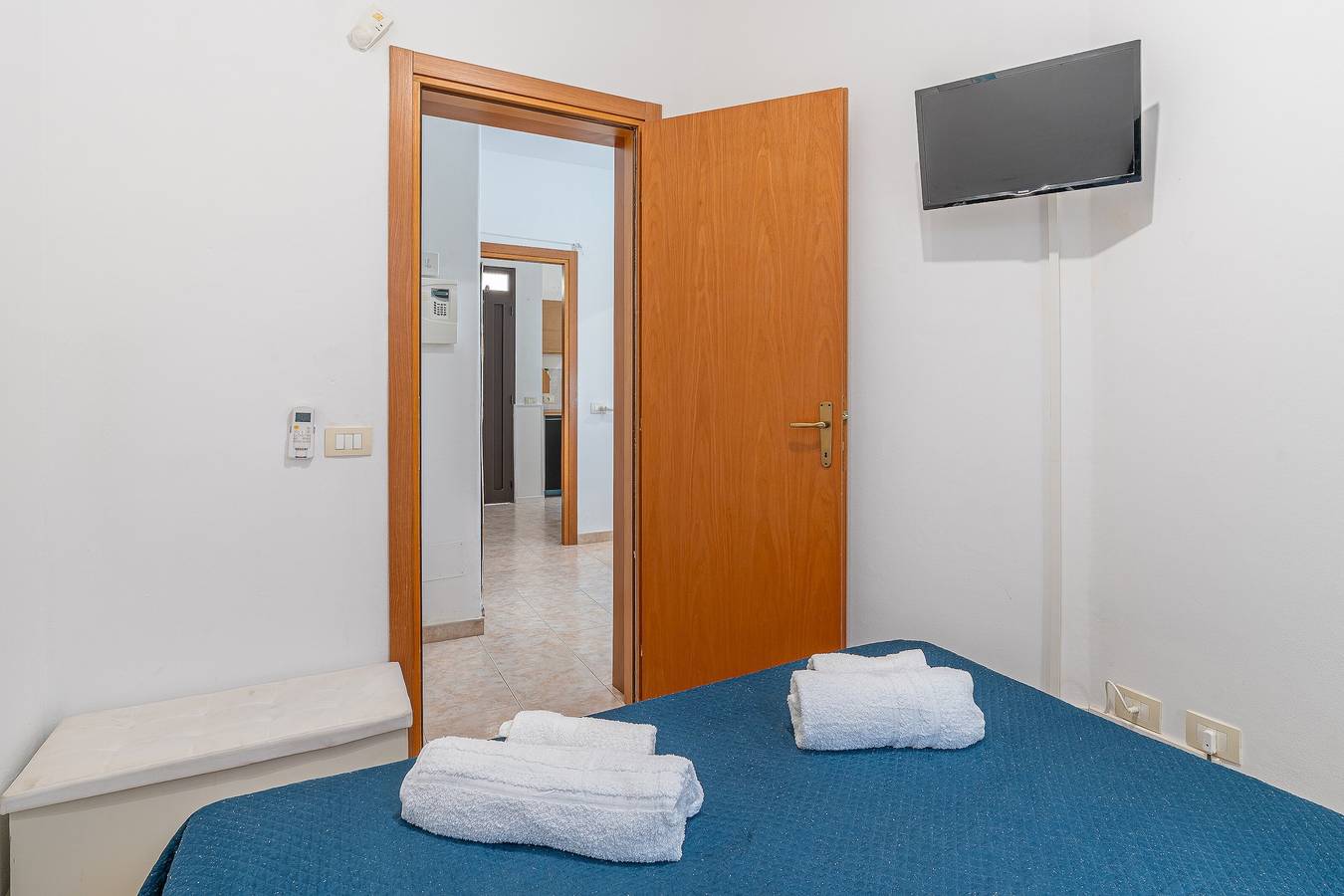 Appartement 'Casa Gardenia Fronte Mare Voor 6' met zeezicht, Wi-Fi en airconditioning, foto 11