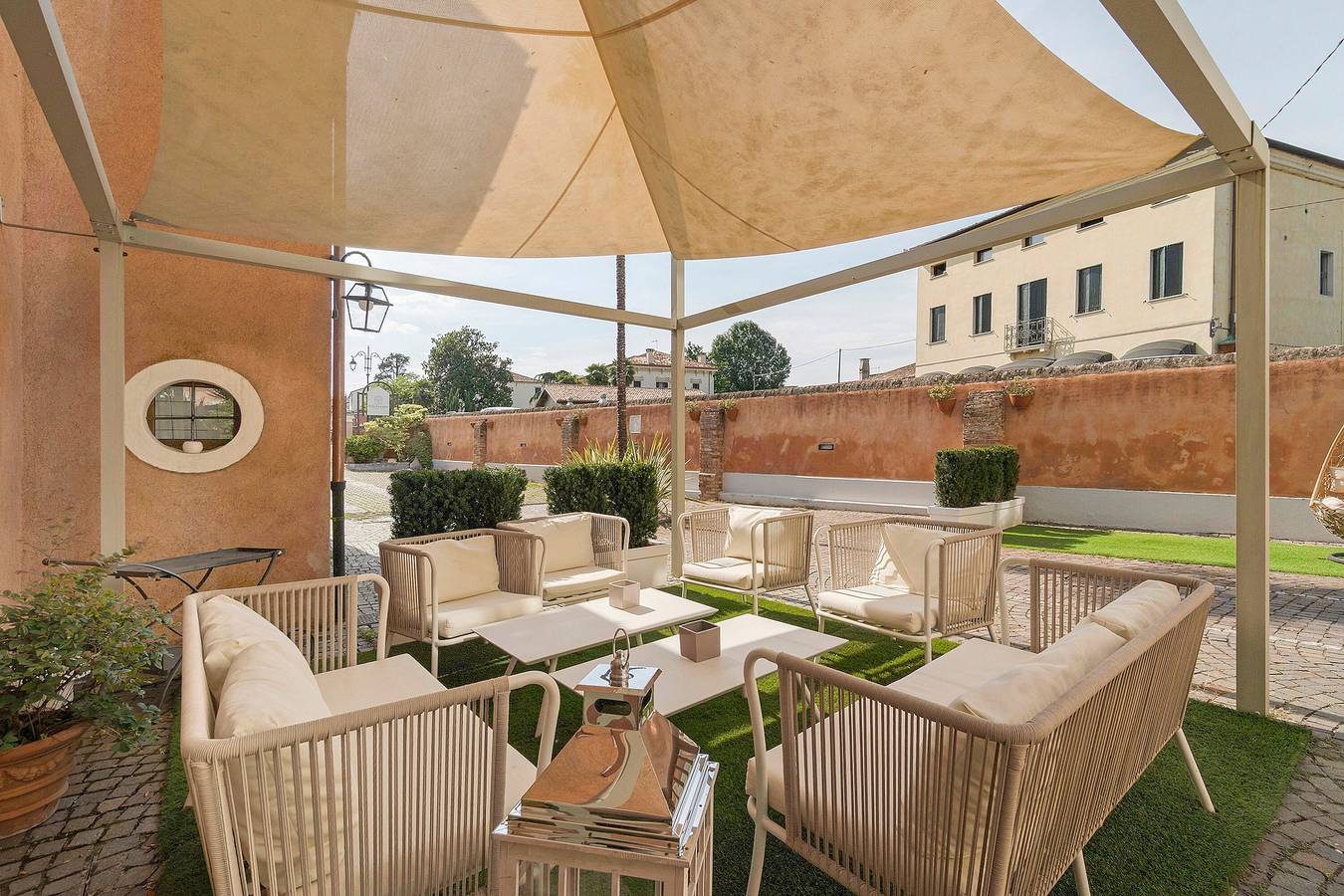 Camera 'Villa Goetzen - Singola' con Wi-Fi e aria condizionata in Dolo, Provincia di Venezia