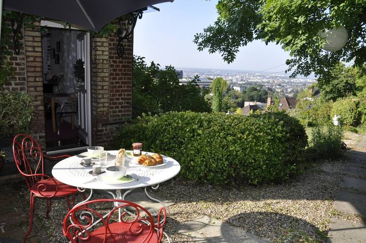 Gîte pour 2 personnes, avec jardin et terrasse en Seine-Maritime