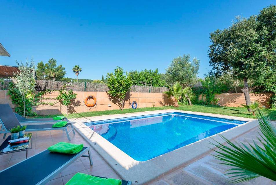Apartamento inteiro, Four-Bedroom Deluxe Apartment in Crestatx, Sa Pobla