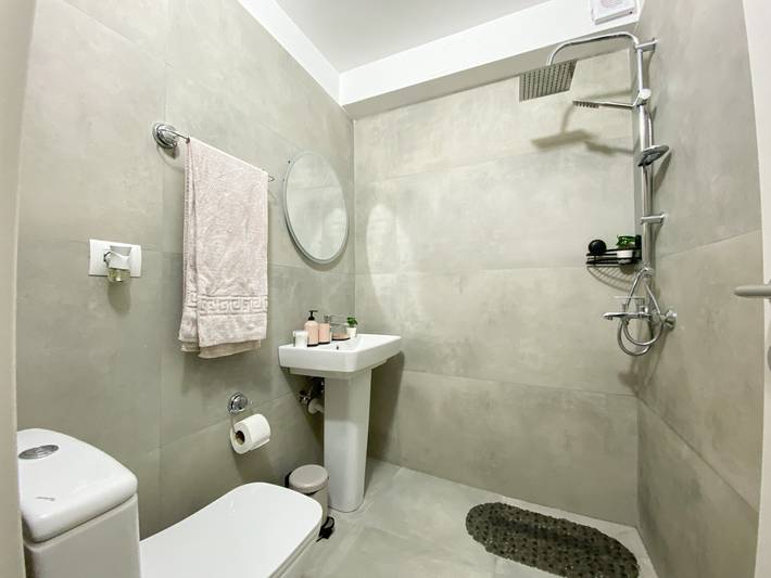 Ganze Wohnung, Three Doors Apartments, Papaya Apartment mit 1 Schlafzimmer in Tiranë, Albanien