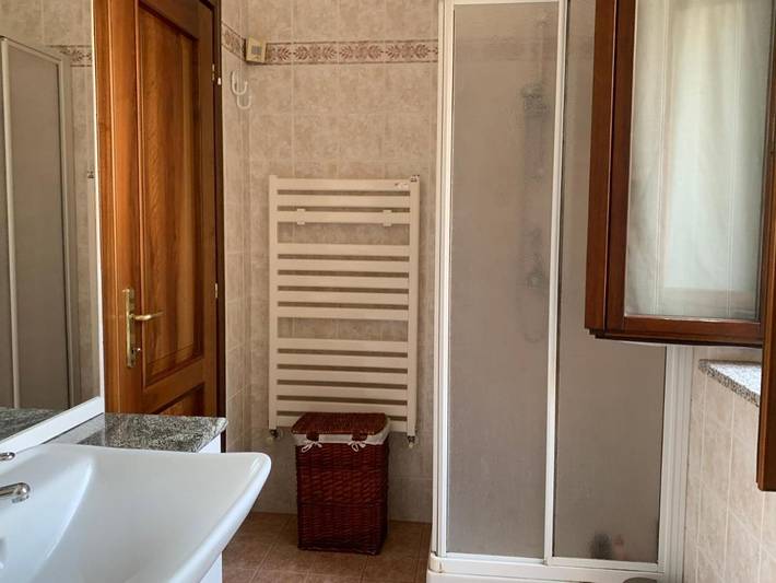 Ferienhaus für 5 Personen, mit Seeblick und Ausblick sowie Terrasse, mit Haustier in Comune di Luino - 2