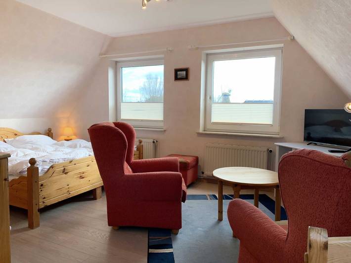 Ferienwohnung für 3 Personen, mit Ausblick und Garten, mit Haustier in Nordstrand