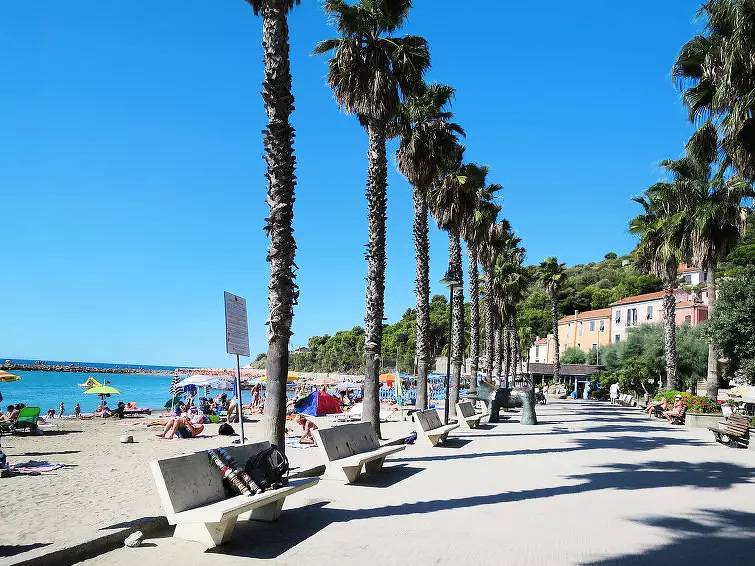 Haus 4 Personen in San Lorenzo al Mare, Riviera di Ponente