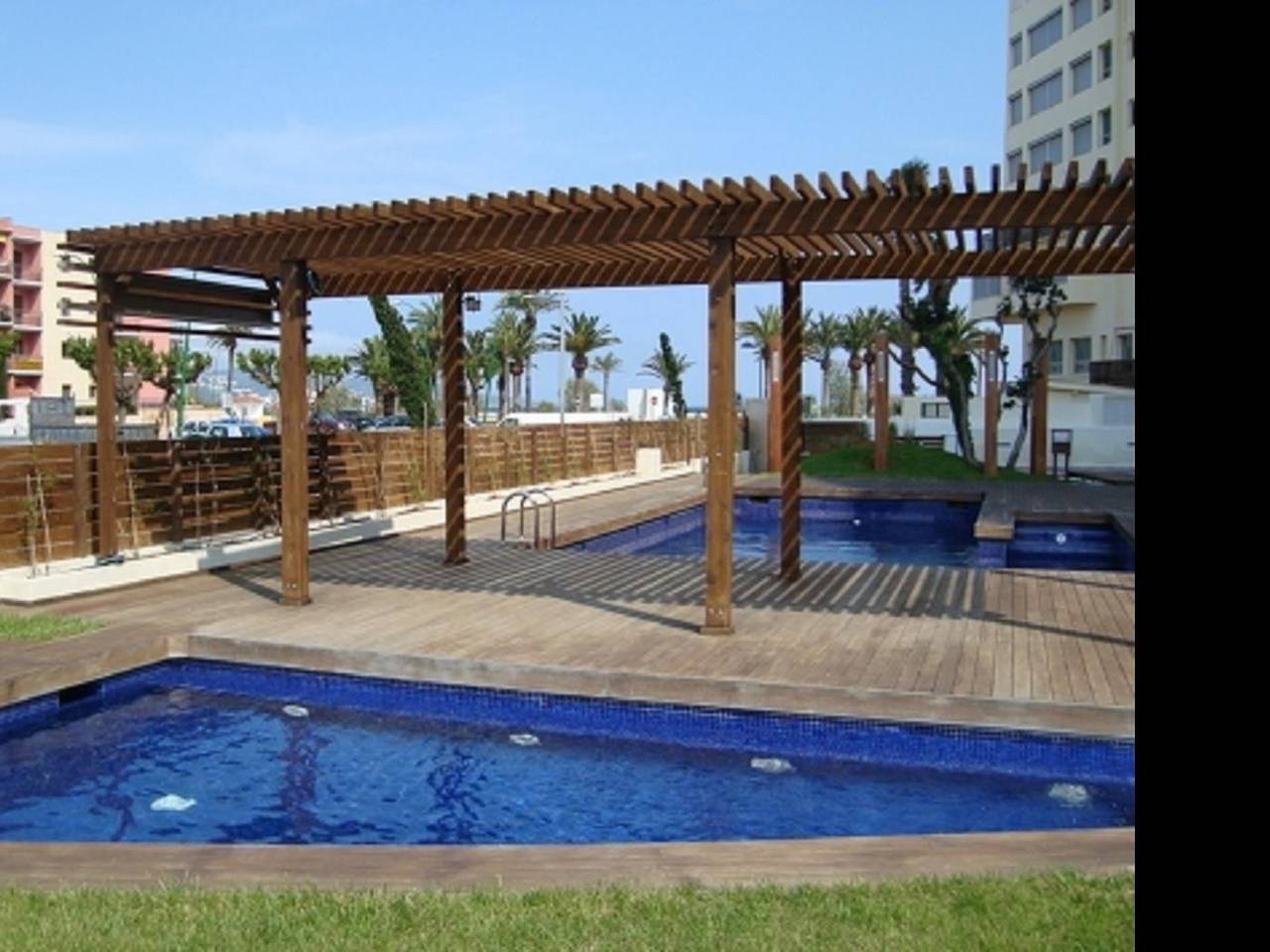 Geheel vakantieappartement, Vakantieappartement voor 8 personen met uitzicht op zee in Empuriabrava, Upper Empordà