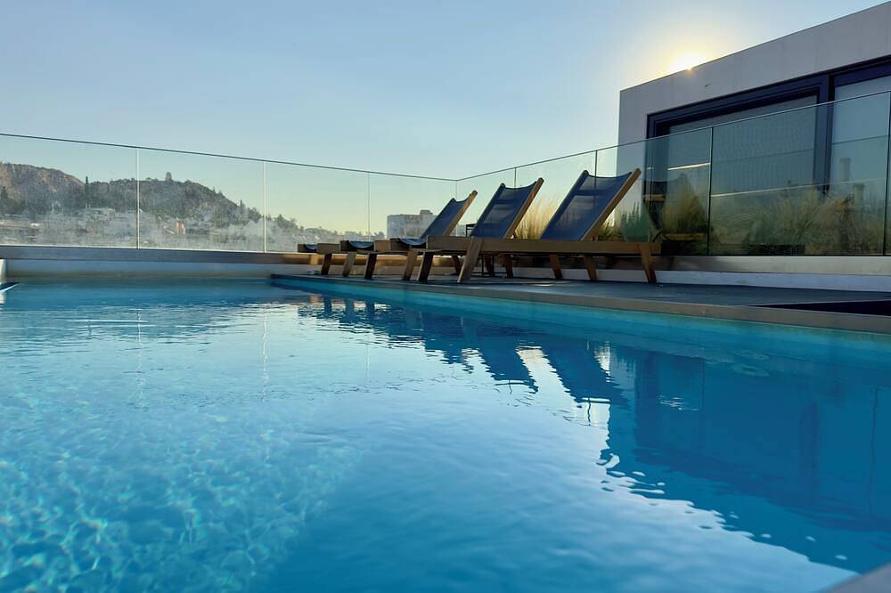 Entire apartment, Luxury Home in Athens | Shared Pool & Gym by Tt Luxury Homes in Athens, South section of Athens