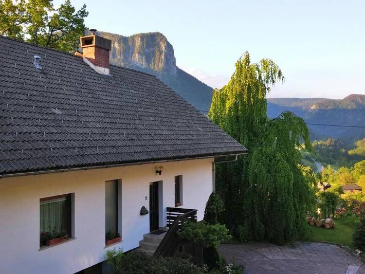 Appartamento per 8 persone, con Balcone e Terrazza nonché Giardino e Panorama a Bled