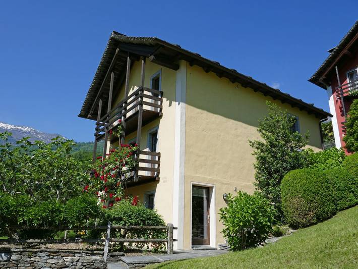Ferienwohnung für 2 Personen, mit Terrasse und Garten sowie Ausblick