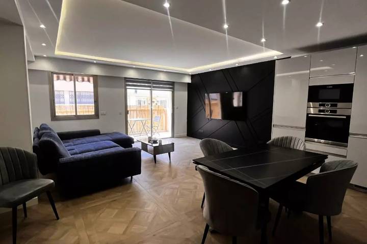 Gîte pour 4 personnes, avec balcon dans Plage de Juan-les-Pins - 3