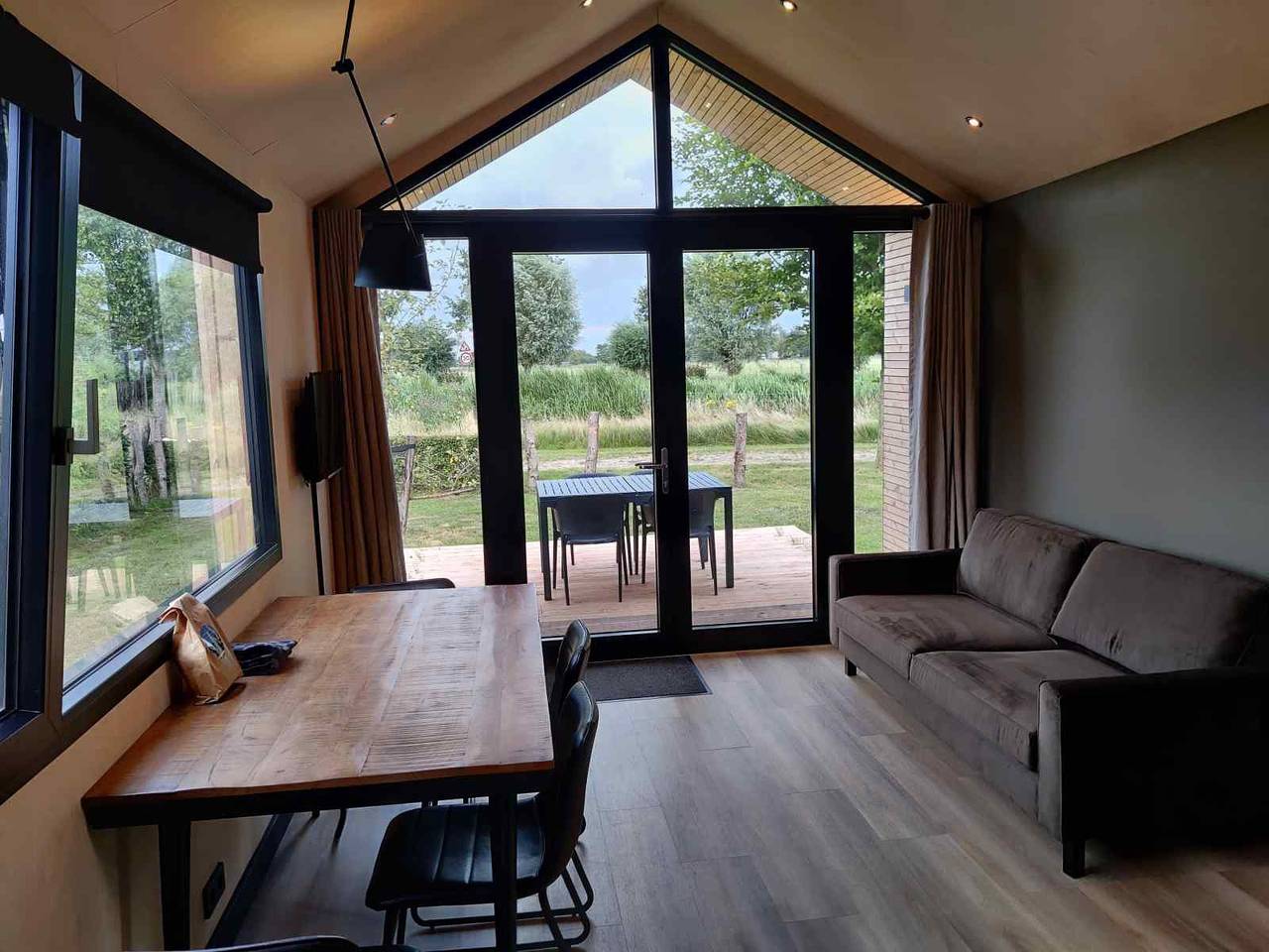 Modern 4-person tiny house at Eigen Wijze holiday park in Bant, IJsselmeer