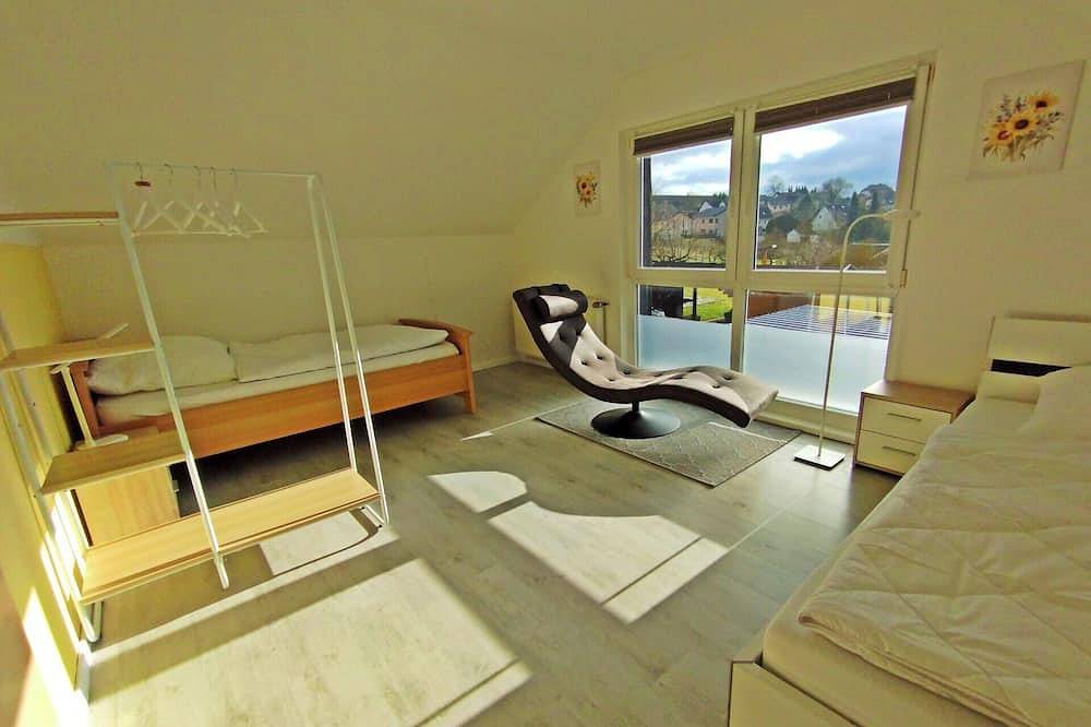 Ganze Wohnung, Cosy holiday flat in a quiet location, close to Luxembourg and Trier in Ralingen, Landkreis Trier-Saarburg