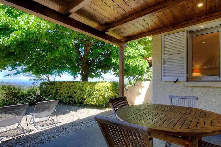 Location de vacances pour 3 personnes, avec Jardin et Piscine à Costa - 4
