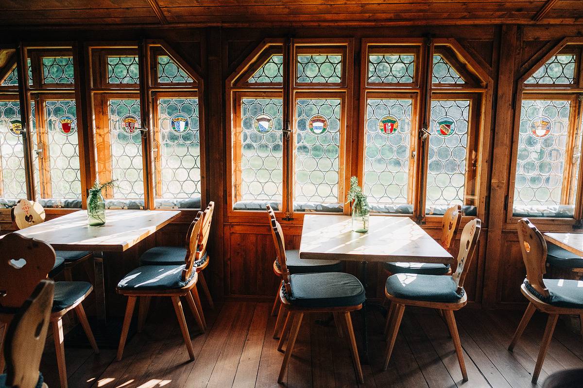 Hof Zuort - Einzelzimmer Chalet mit Etagendusche in Sent, Unterengadin