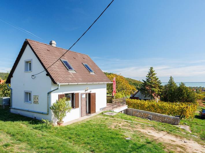 Ferienhaus für 4 Personen, mit Seeblick und Terrasse sowie Garten in Plattensee Ostufer - 2