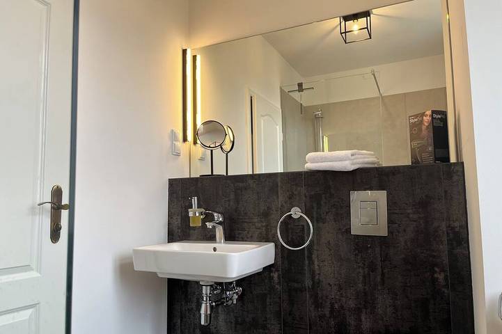 Ganze Wohnung, Besondere Ferienwohnung am Rande der Hauptstadt. in Fredersdorf, Fredersdorf-Vogelsdorf