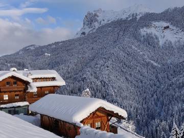 Gîte pour 4 personnes, avec balcon, animaux acceptés à Funes