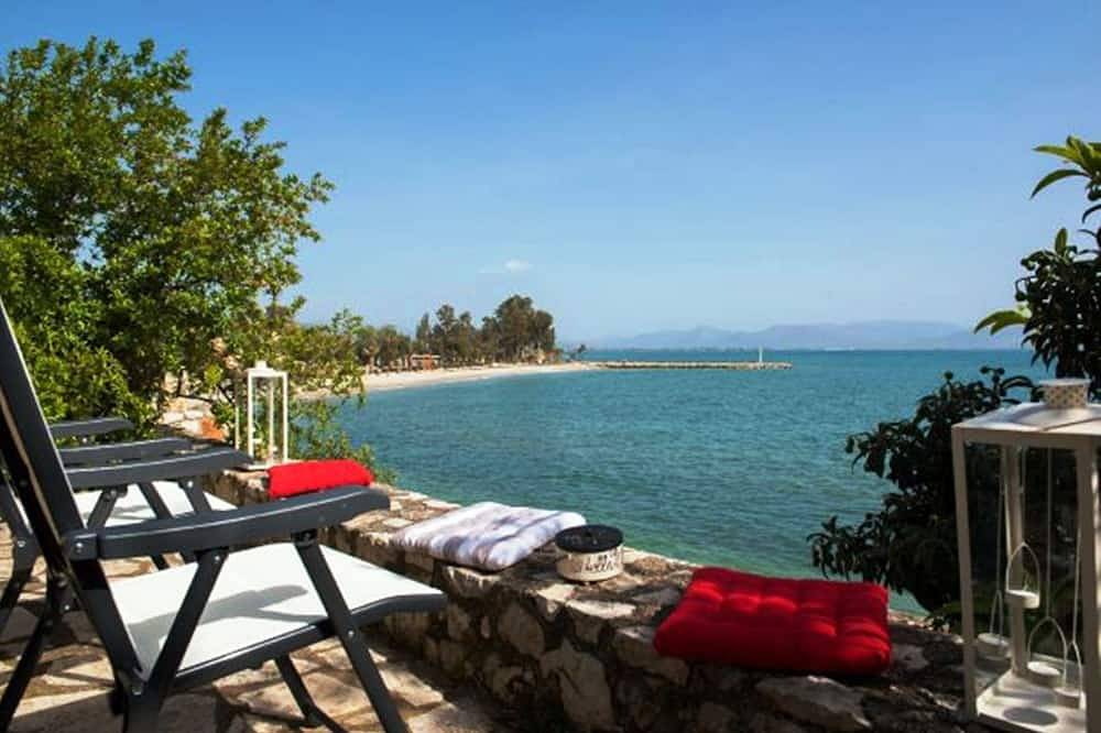 Ganze Wohnung, Apartment am Meer Ιι in Kiveri, in der Nähe von Nafplion. in Kiveri, Argolis