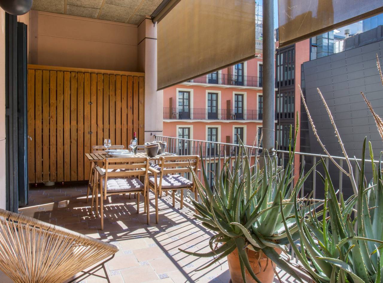 Entire apartment, Luxury Apartment by Bcn Rambla Catalunya Apartment in Barcelona Centre, Barcelona