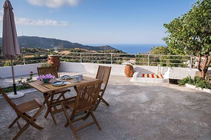 Gîte pour 5 personnes, avec Balcon et Terrasse