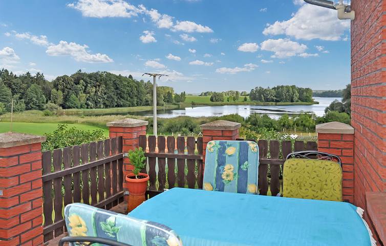 Ferienhaus für 4 Personen, mit Terrasse und Seeblick sowie Garten in Mecklenburgische Seenplatte - 4